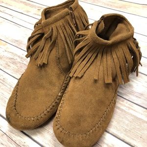 MINNETONKA ANKLE MOCCASINS
